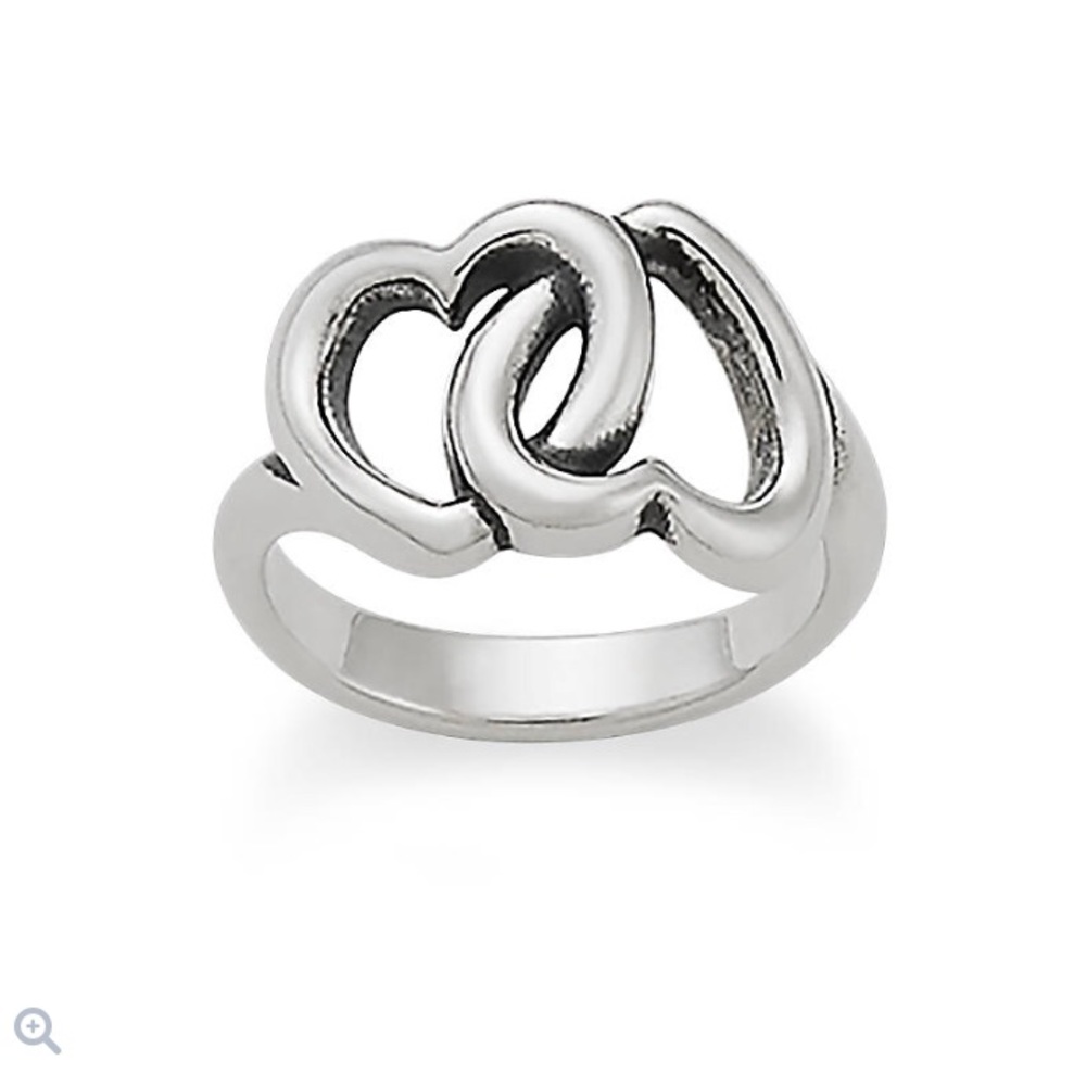 James Avery linked hearts ring
